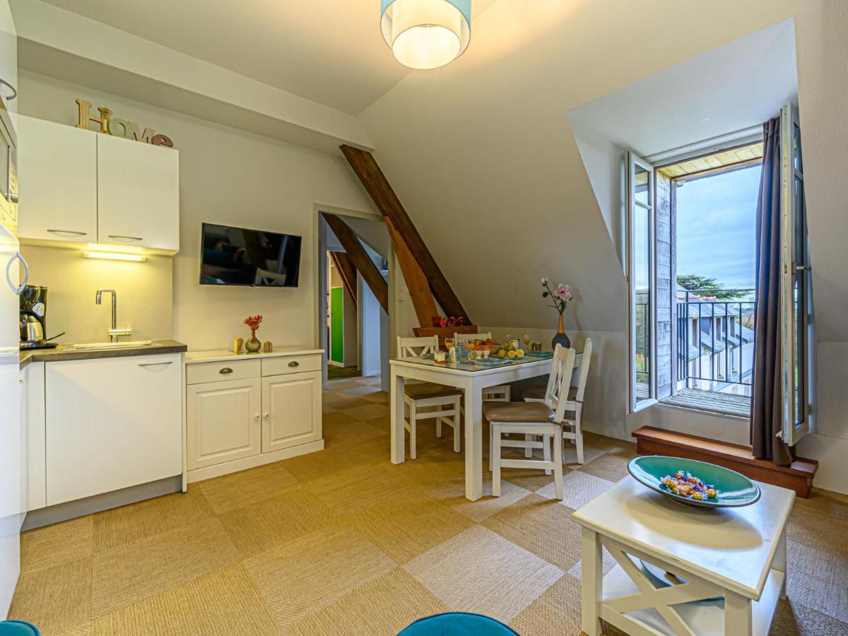 Apartment Chateau De Kergonano-10 By Interhome Baden Luaran gambar